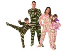 Big-Feet-PJs-Pink-Camouflage-Micro-Polar-Fleece-Adult-Footed-Pyjamas-0-1