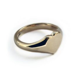 9ct-Yellow-Gold-Solid-Stamped-Heart-Signet-Ring-9-x-9-x-2mm-Heavy-Approx-46g-Size-D-to-Q-0